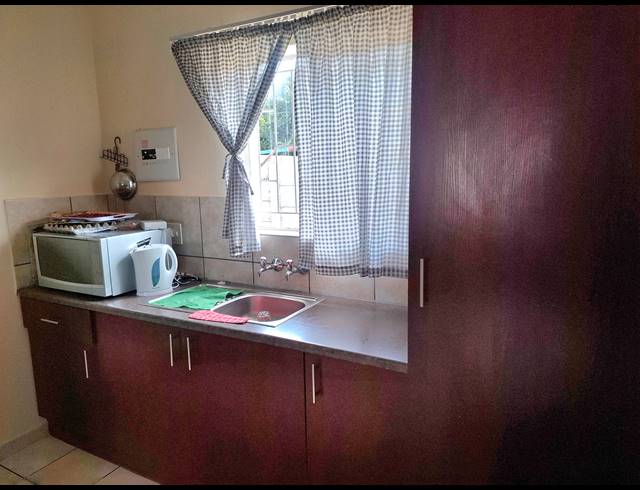 2 BEDROOM HOUSE FOR SALE IN GLEN HARVIE